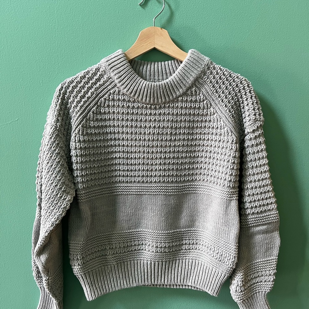Universal Thread Gray Chunky Knit Mock Neck Sweater Size M Textured Cotton Blend
